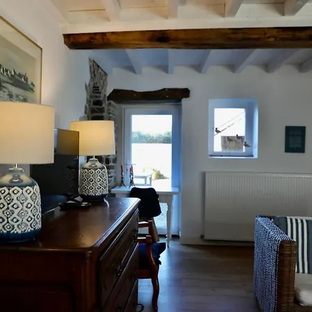 Traditional Normandy Only 3 Km From The Saint-Georges-de-la-Riviere