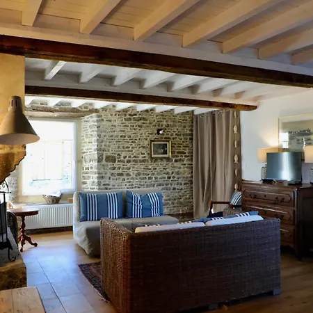 Traditional Normandy Only 3 Km From The Дом отдыха Saint-Georges-de-la-Riviere